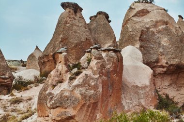 Türkiye'de Cappadocia volkanik kanyon mağara evlerin sayısı