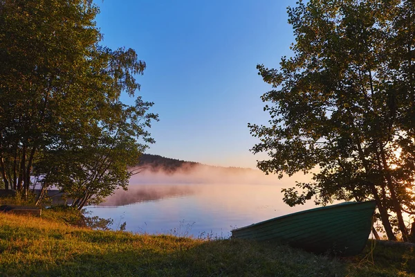 Paisaje Matutino Tranquilo Con Niebla Barcos — Foto de Stock