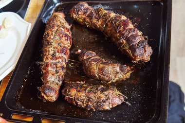 Izgara et rulo iplerle bağlı