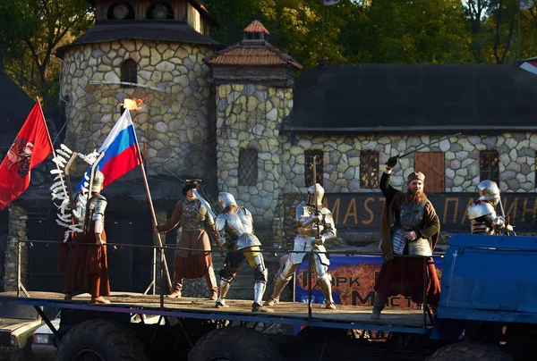 Moscou Rússia Setembro 2017 Cavaleiros Armadura Aço Históricos Estão Torneios — Fotografia de Stock