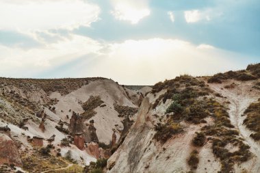 Türkiye'de Cappadocia volkanik kanyon mağara evlerin sayısı