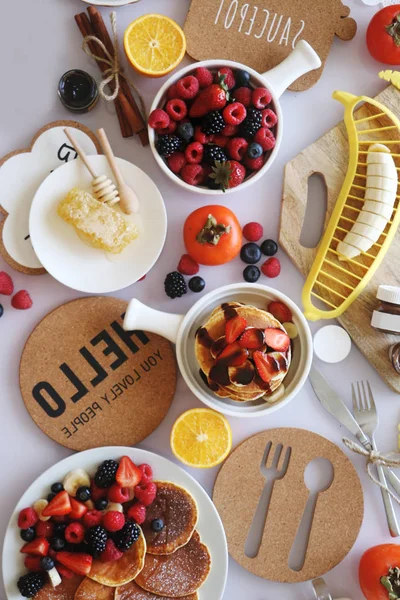Pancakes Served Many Fresh Fruits Berries — Stock Photo, Image