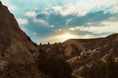 Türkiye'de Cappadocia volkanik kanyon mağara evlerin sayısı