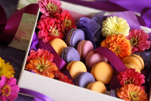 Galletas Macaron Pastelería Dulce Colorido Caja Actual —  Fotos de Stock