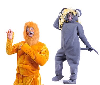 Çeşitli kostümlerdeki animasyoncuların portreleri. İzole edilmiş arkaplan