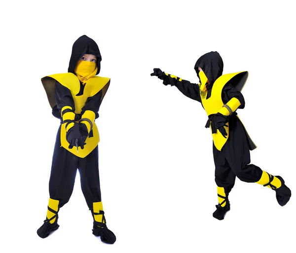 Collage Ein Siebenjähriger Junge Schwarz Gelben Ninja Anzug Mit Kapuze — Stockfoto