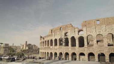 Roma - 20 Şubat: Turist Colosseum Coliseum, pan atış, 20 Şubat 2018 yakınındaki