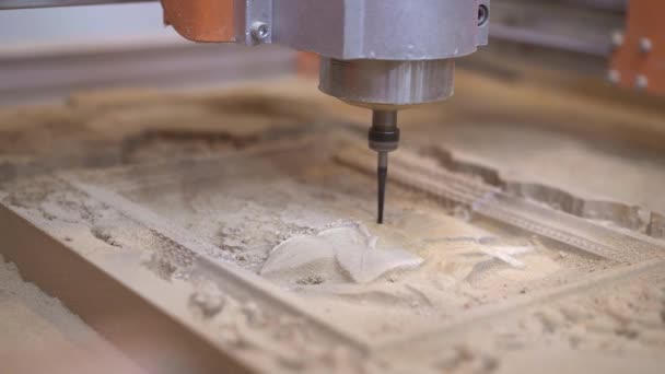 Gimbal shot de travail scie électrique coupe du bois 