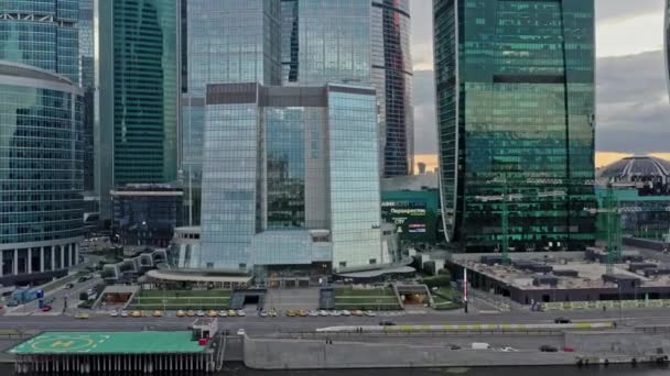 МОСКВА, РОССИЯ - АВГУСТА 2019: Воздушный беспилотник сбит вблизи Москвы — стоковое видео