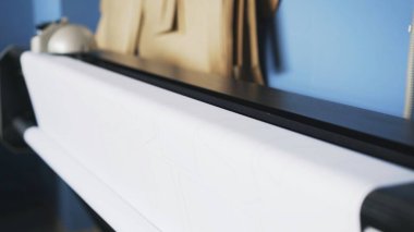 Beyaz kağıt çizimi, çerçeve, dikiş atölyesi