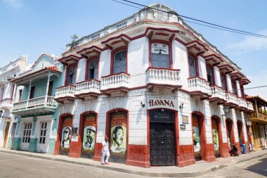 Cartagena, Kolombiya - 11 Mayıs: Cafe Havana Cartagena, Kolombiya'nın Street view ile 11 Mayıs 2016.