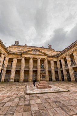 Bogota, Kolombiya - 14 Haziran: Portre görünümünü Capitolio Nacional Bogota, Kolombiya 14 Haziran 2016 üzerinde bina.  