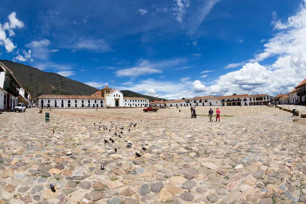 Villa de Leyva, Kolombiya Merkez plaza'nın geniş açılı görünüş. 