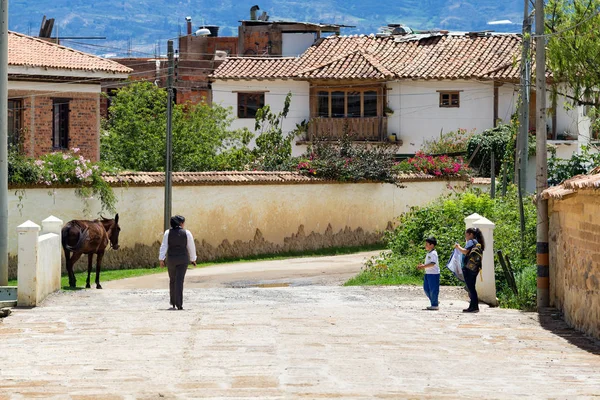 Villa Leyva Colombia Abril Personas Identificadas Caminan Por Calle Abril — Foto de Stock