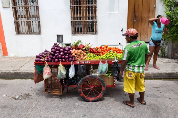 Cartagena Colombia Mayo Vendedores Identificados Venden Frutas Tropicales Barrio Getsemani — Foto de Stock