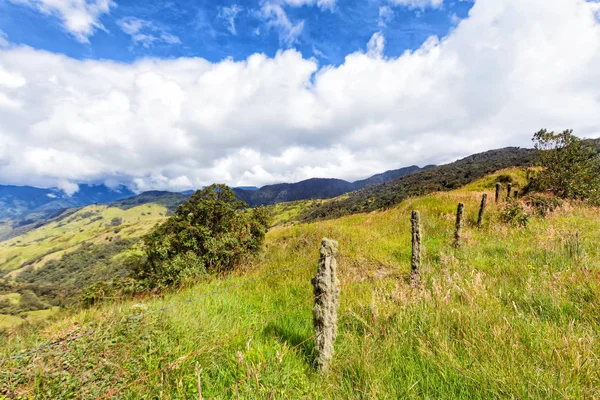 Kerítés Eltűnik Távolba Vidéki Tolima Kolumbia — Stock Fotó