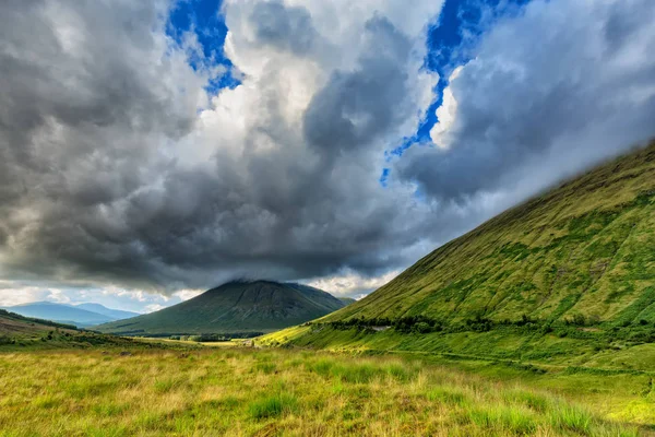 Dramatische Wolken Beinn Dorain Beinn Odhar Bergen Schotland — Stockfoto