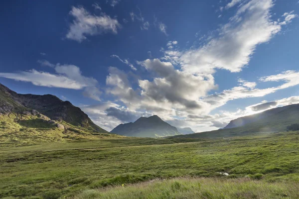 Αργά Απόγευμα Καλοκαίρι Glencoe Δίπλα Buachaille Mor Πάνω Στη Σκωτία — Φωτογραφία Αρχείου