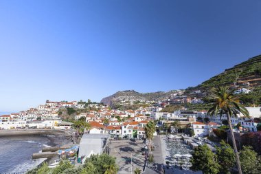 Sabah görünümü koyu Camara de Lobos Madeira, Portekiz.