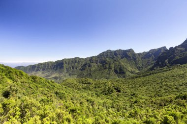 Madeira, Portekiz dramatik dağlar.