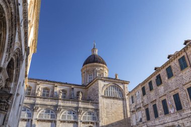 Güzel öğleden sonra Hırvat ışık Dubrovnik Katedrali hits.