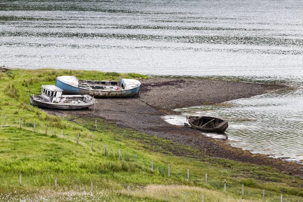 Barcos Praia Longo Costa Rochosa Gesto Bay Struan Ilha Skye — Fotografia de Stock