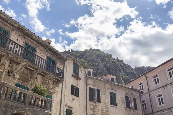 Αρχιτεκτονική Στην Παλιά Πόλη Του Κότορ Μαυροβούνιο — Φωτογραφία Αρχείου