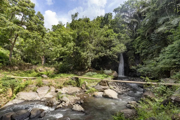 Cascada Murundao Cerca Moni Indonesia — Foto de Stock