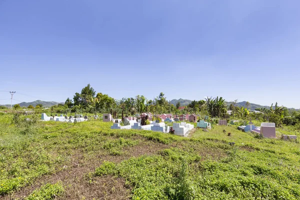 Tumbas Cementerio Flores Indonesia — Foto de Stock