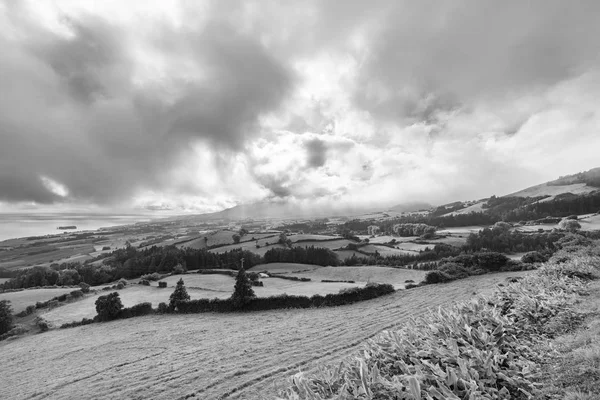 Nuages Pâturages Noir Blanc Dessus Vila Franca Campo Sur Île — Photo