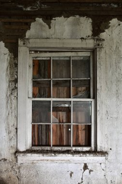 Eski bir çalışma görüntüsünü aşağı ve kırık pencere. 