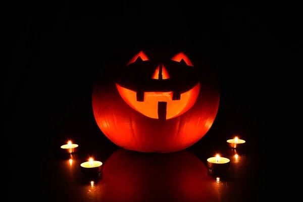 Close Image Creepy Halloween Pumpkin Illuminated Candles Black Background — Stock Photo, Image