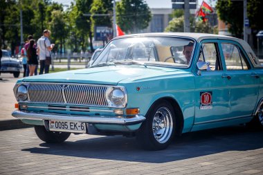Minsk, Beyaz Rusya - 1 Mayıs 2017: Sergi eski retro otomobil