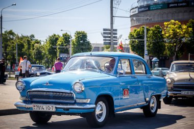 Minsk, Beyaz Rusya - 1 Mayıs 2017: Sergi eski retro otomobil