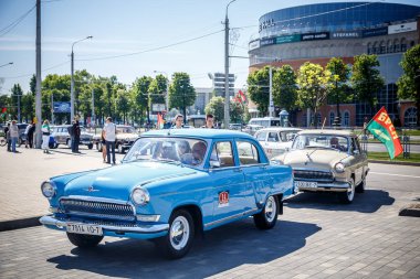 Minsk, Beyaz Rusya - 1 Mayıs 2017: Sergi eski retro otomobil
