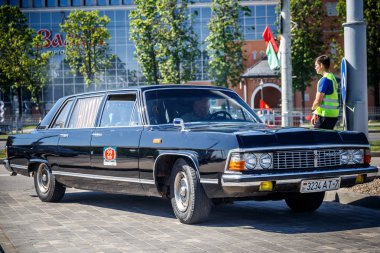 Minsk, Beyaz Rusya - 1 Mayıs 2017: Sergi eski retro otomobil