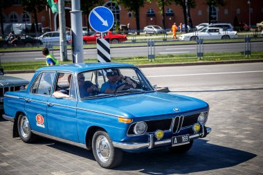 Minsk, Beyaz Rusya - 1 Mayıs 2017: Sergi eski retro otomobil