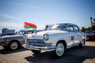 Minsk, Beyaz Rusya - 1 Mayıs 2017: Sergi eski retro otomobil