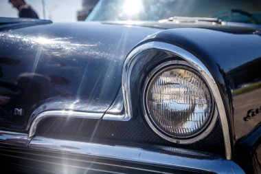 Minsk, Beyaz Rusya - 1 Mayıs 2017: Sergi eski retro otomobil