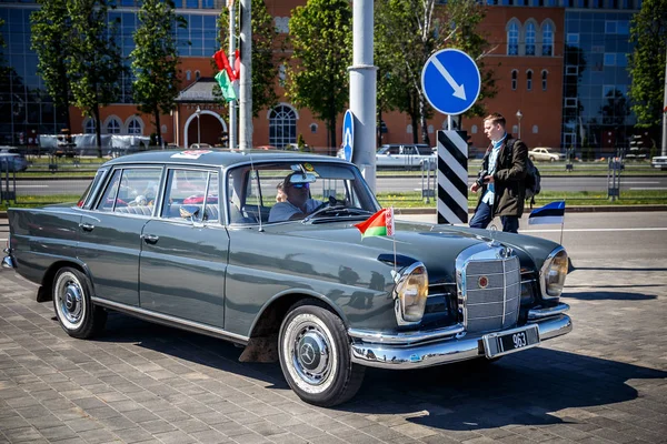 Minsk Beyaz Rusya Mayıs 2017 Sergi Eski Retro Otomobil — Stok fotoğraf