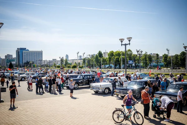 Мінськ Травня 2017 Виставка Старого Ретро Автомобілів — стокове фото