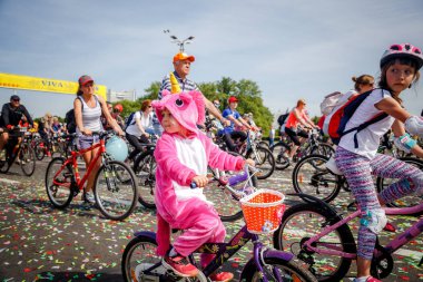 Belarus, Minsk - Mayıs 16.2018: Minsk, s Merkez sokaklarında