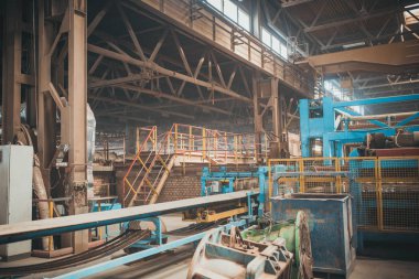 Eski terk edilmiş bir fabrikanın sanayi bölgesi.