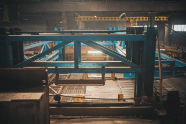 Eski terk edilmiş bir fabrikanın sanayi bölgesi.