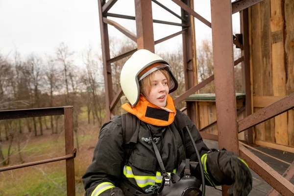 Minsk Wit Rusland September 2018 Brandweerman Jonge Vrouw Werknemers Jaarlijks — Stockfoto