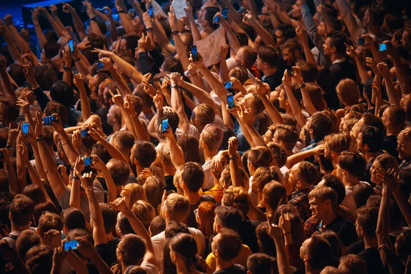 Minsk Belarus Mayo 2017 Una Multitud Personas Concierto Música Rock — Foto de Stock