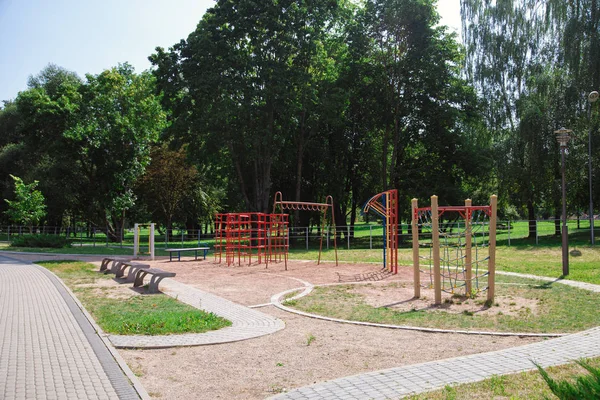 Park Staden Centrerar Ljusa Soliga Väder — Stockfoto