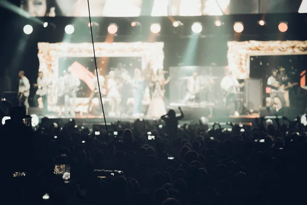 Minsk Bělorusko Prosince 2018 Mnoho Lidí Baví Rockovém Koncertě Kapela — Stock fotografie