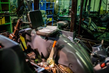 fabrika üretimi traktörler ve bileşenleri için onlar için