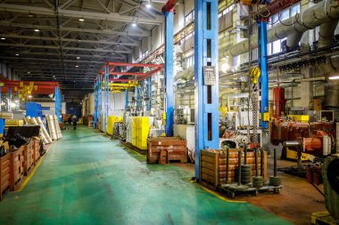 Minsk, Beyaz Rusya - 1 Aralık 2018: fabrika üretimi traktörler ve bileşenleri için onlar için